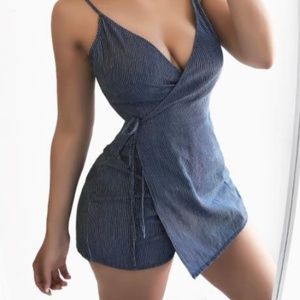 Self tie wrap striped romper